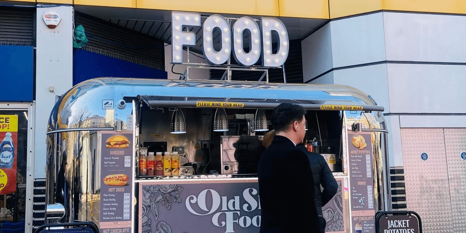 Mouthwateringly Yours London, The World On A Plate